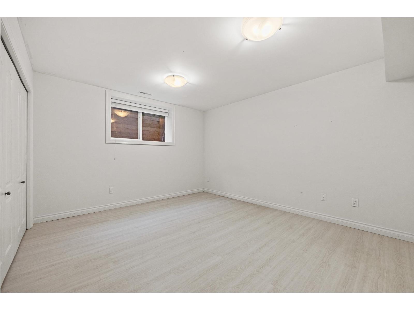 13477 13a Avenue Property Photo 30