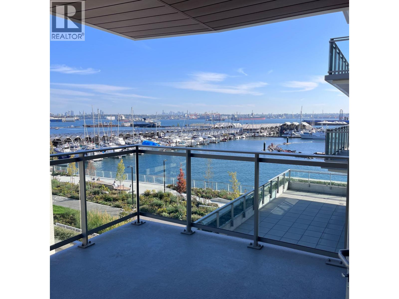 407 785 HARBOUR WAY Property Photo 1