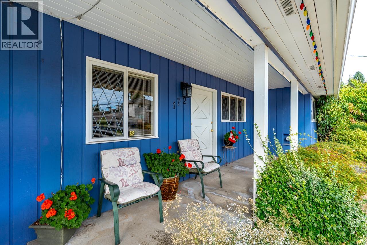 1721 Bowman Avenue Property Photo 2