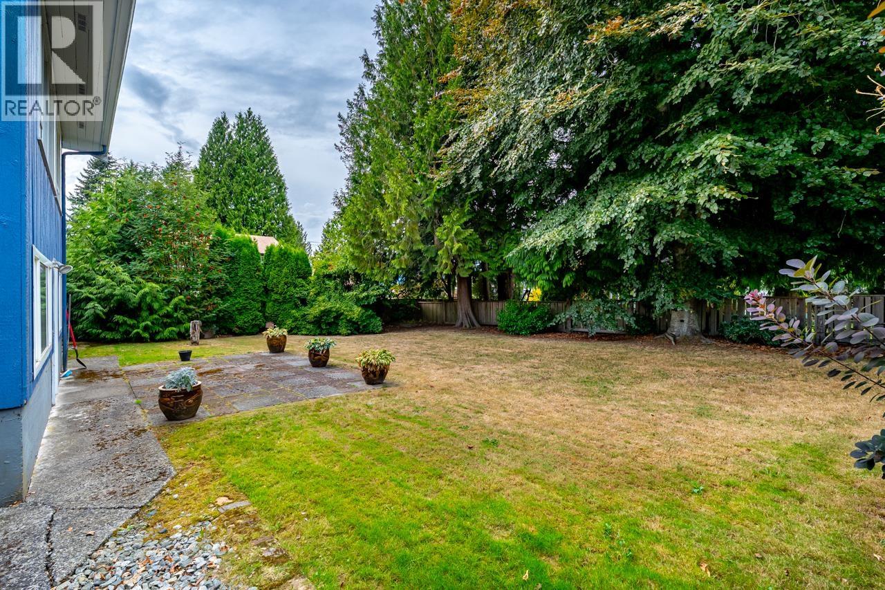 1721 Bowman Avenue Property Photo 8