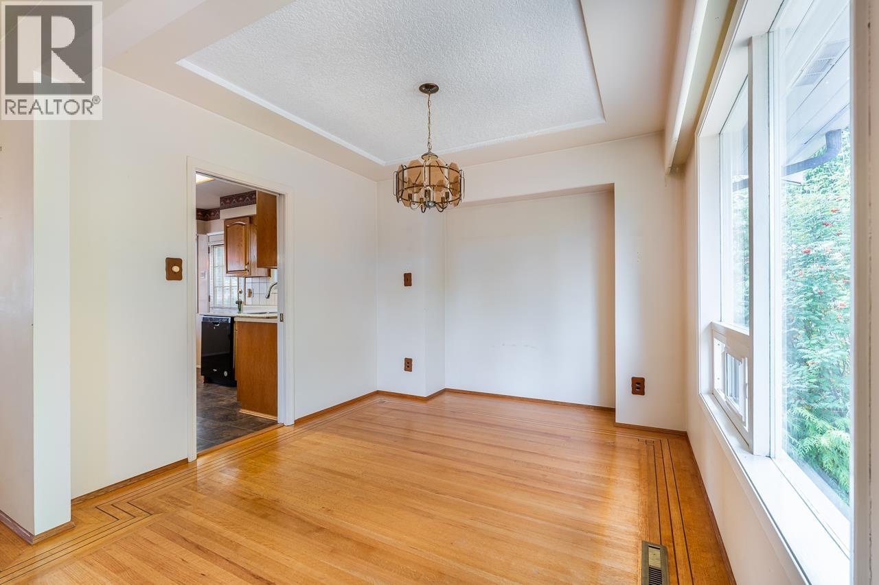 1721 Bowman Avenue Property Photo 14