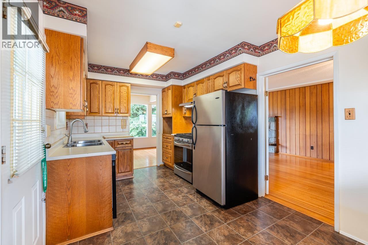 1721 Bowman Avenue Property Photo 16