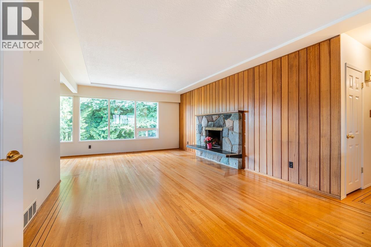1721 Bowman Avenue Property Photo 21