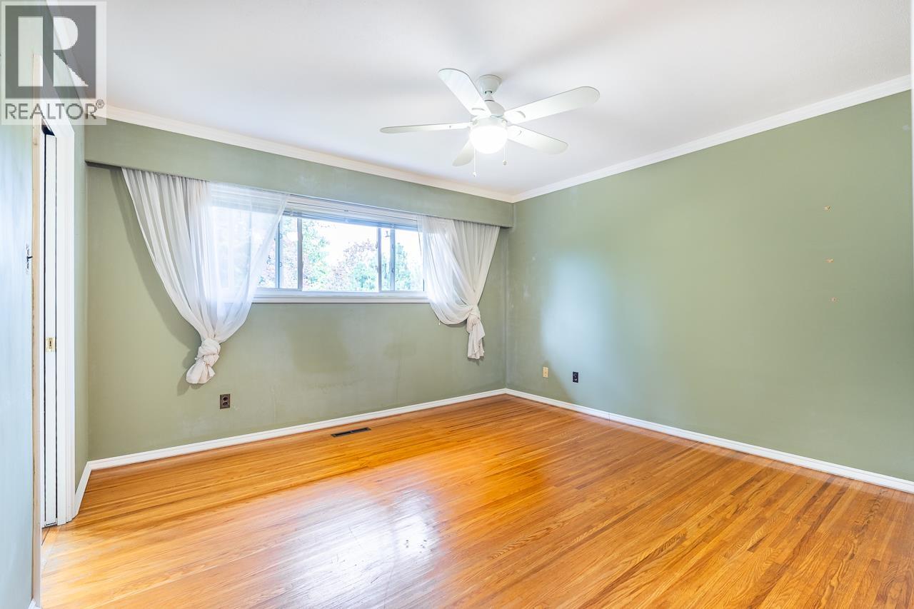 1721 Bowman Avenue Property Photo 25
