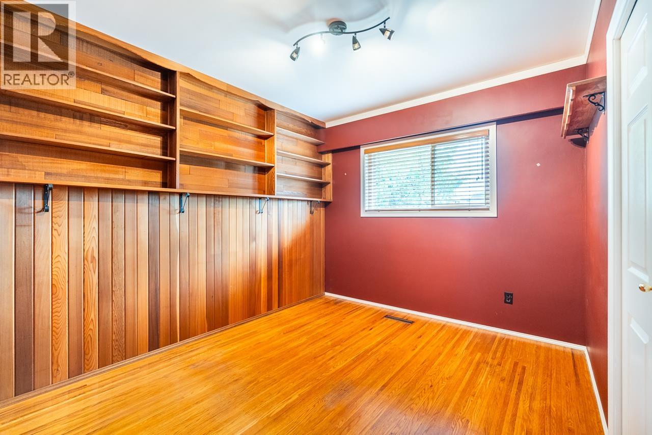 1721 Bowman Avenue Property Photo 30