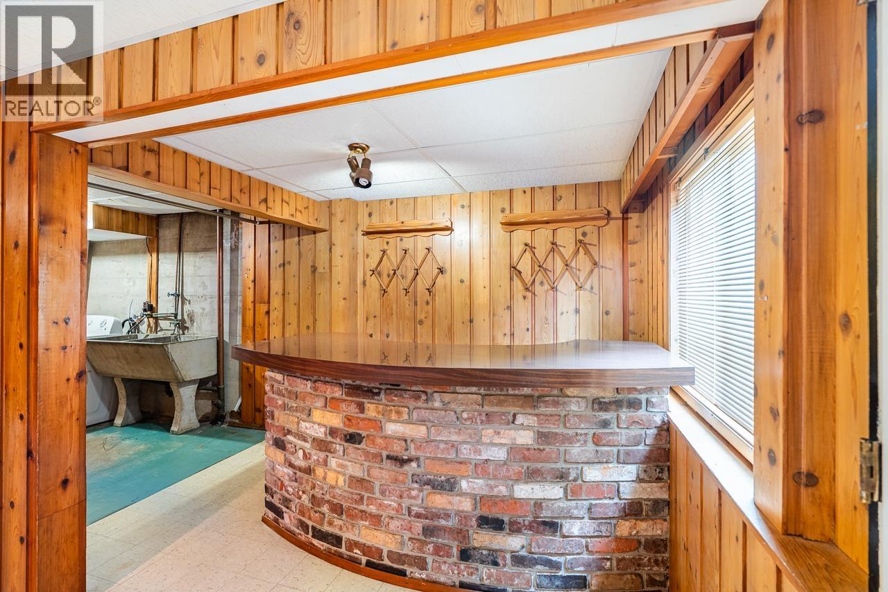 1721 Bowman Avenue Property Photo 34