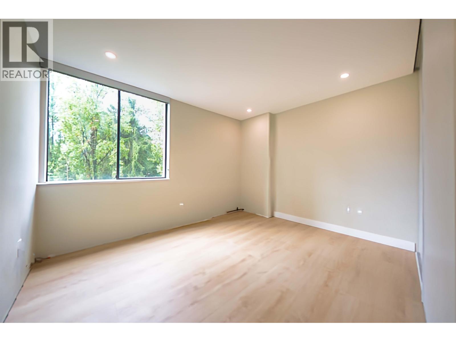 504 3737 Bartlett Court Property Photo 21