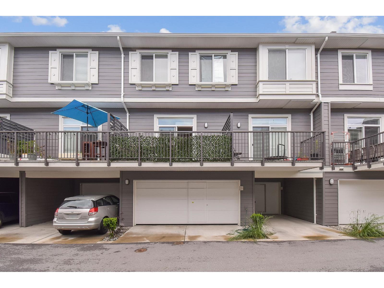 39 15850 85 Avenue Property Photo 1
