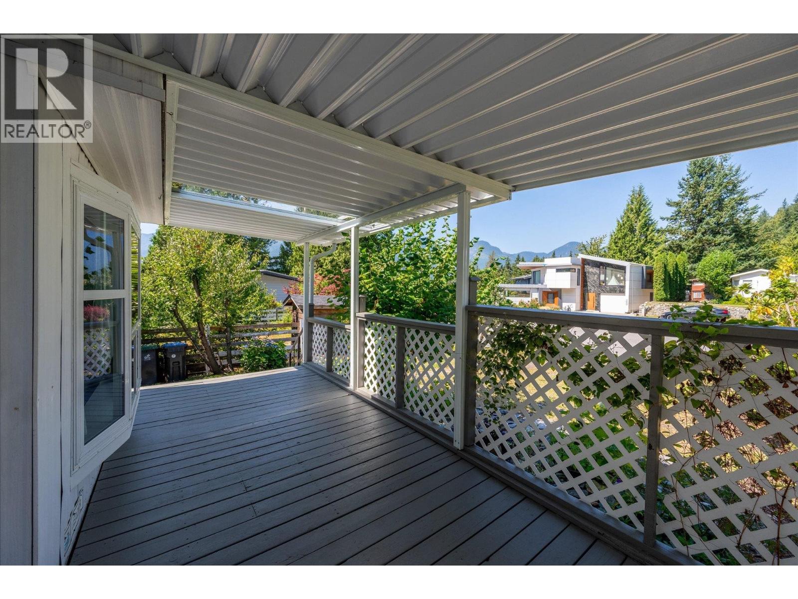 827 Minaty Lane Property Photo 3