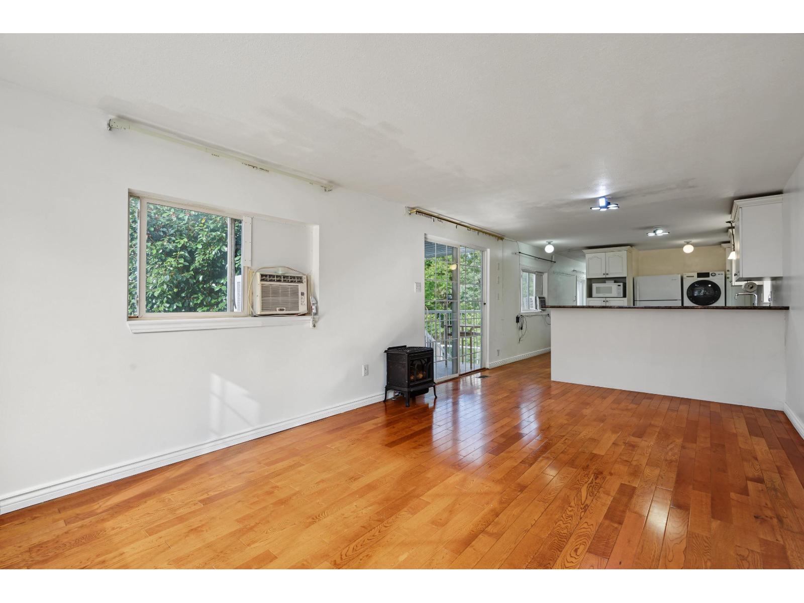 2216 Lougheed Highway #5 Property Photo 10