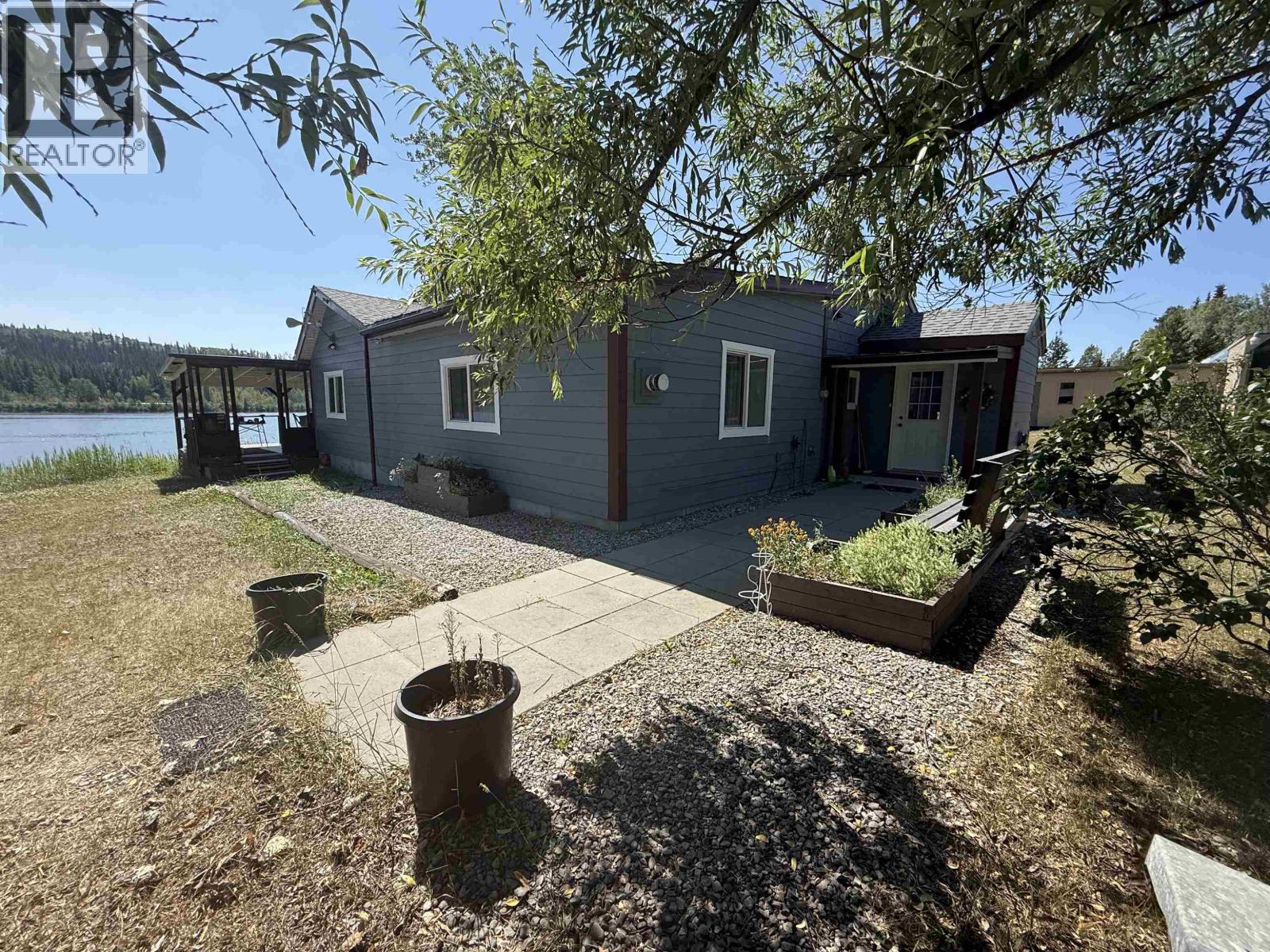 27251 W 16 Highway Property Photo 1