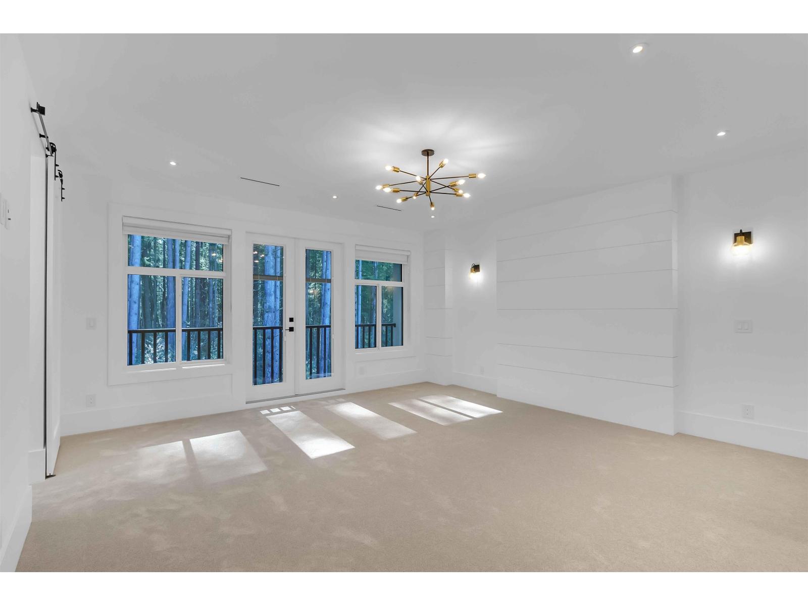 19704 31a Avenue Property Photo 24