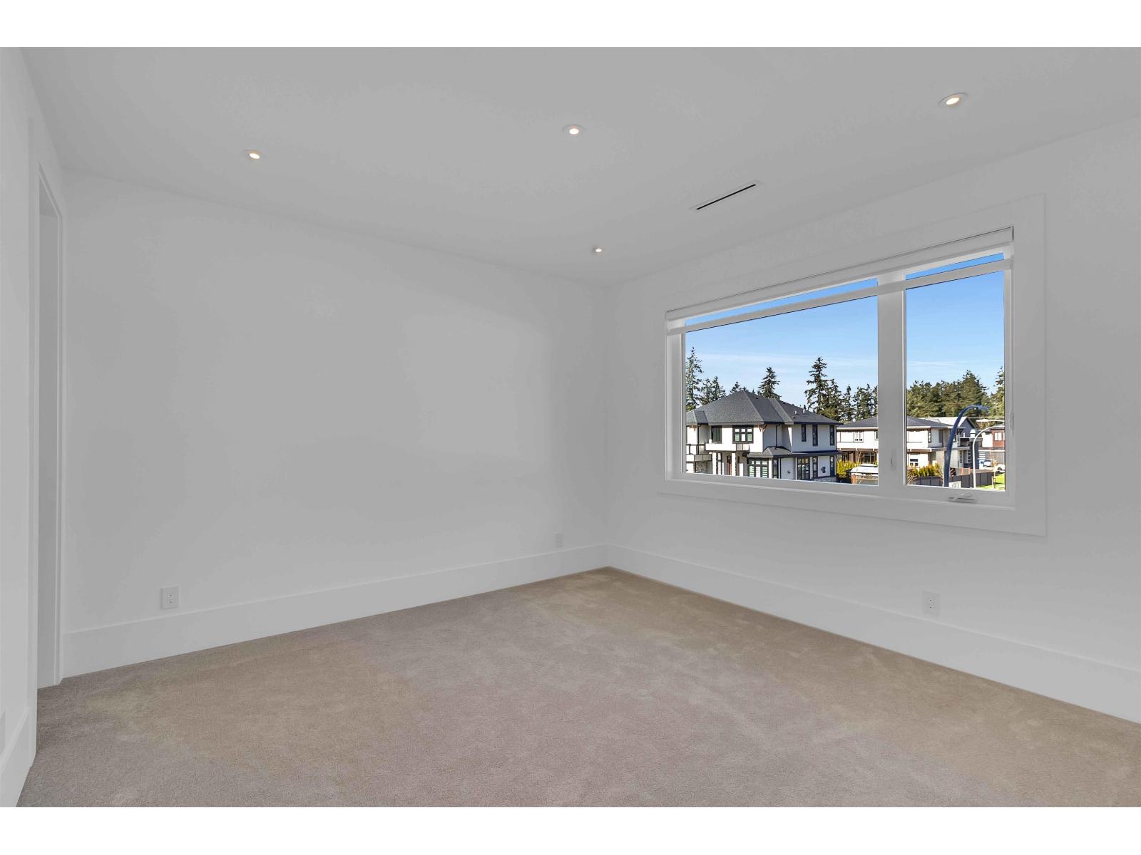 19704 31a Avenue Property Photo 26