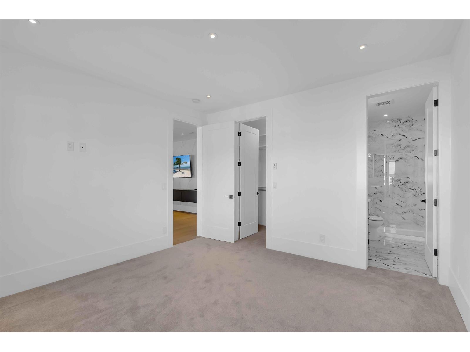 19704 31a Avenue Property Photo 27