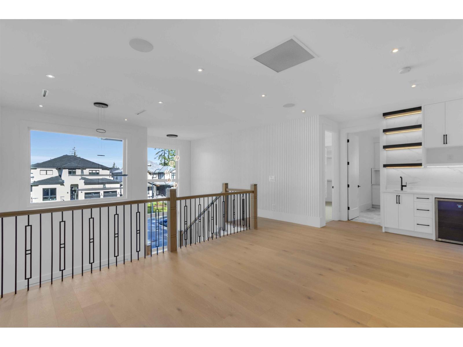 19704 31a Avenue Property Photo 31