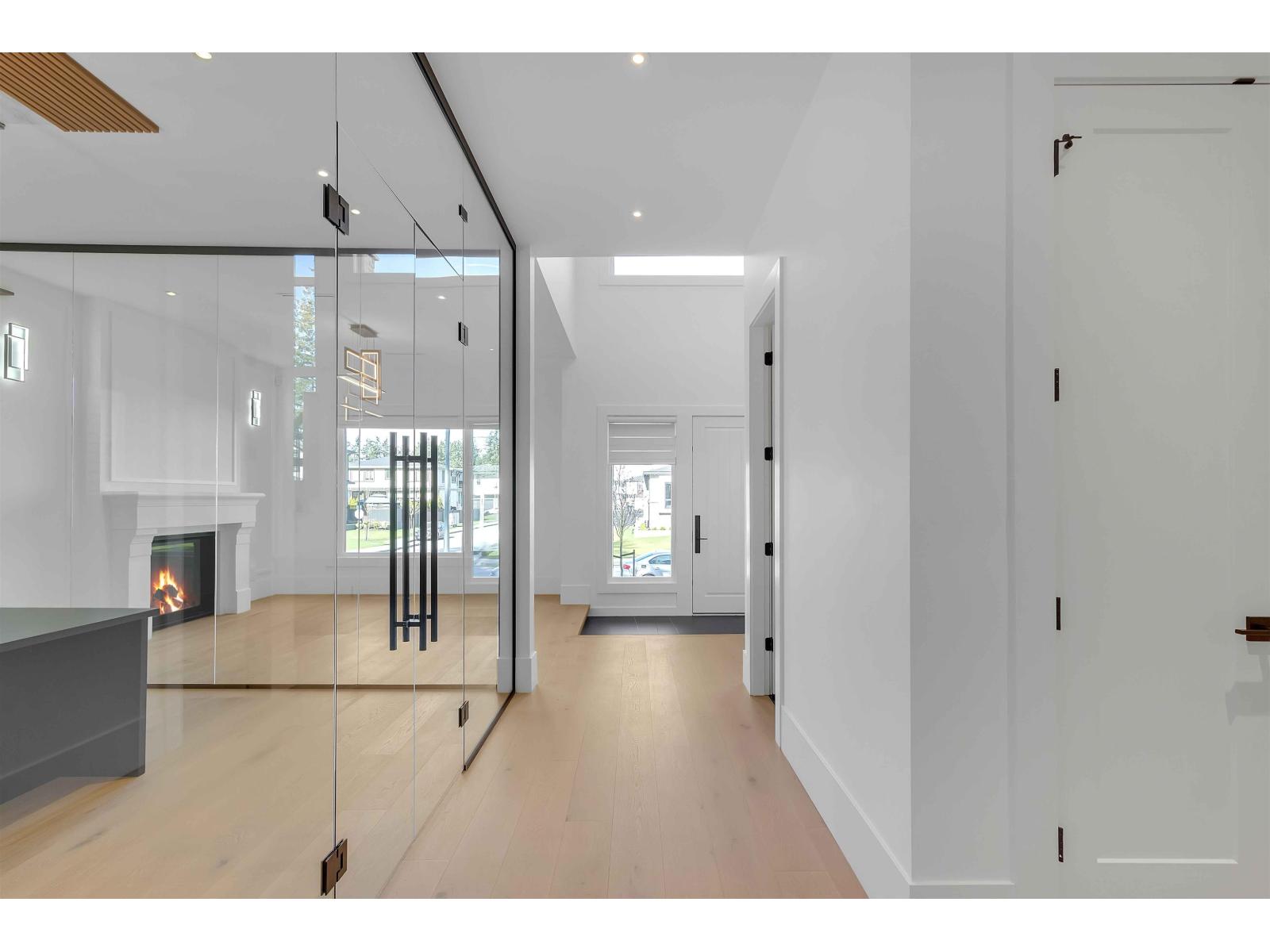 19704 31a Avenue Property Photo 34