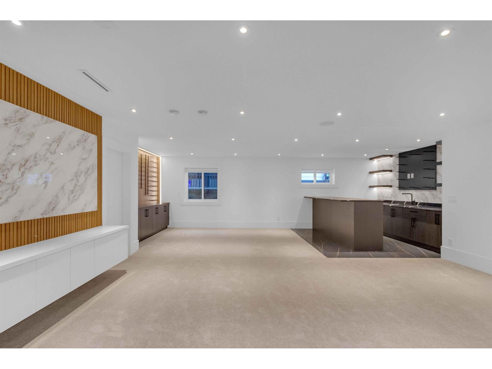 19704 31a Avenue Property Photo 35
