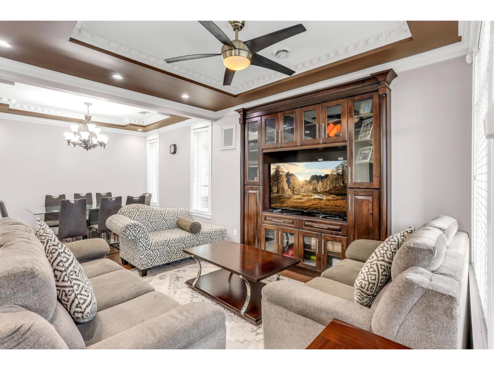 6677 125a Street Property Photo 8