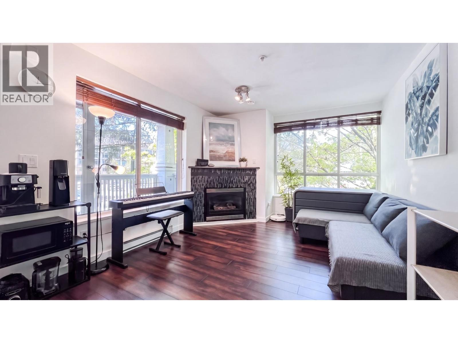 306 1111 Lynn Valley Road Property Photo 6