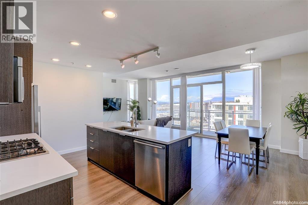 1703 8688 Hazelbridge Way Property Photo 4