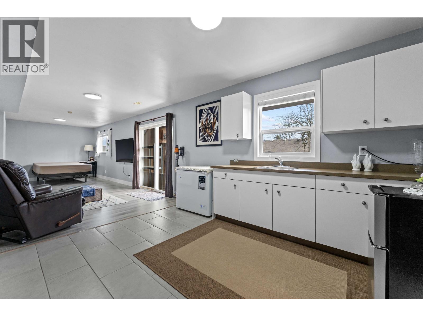 11982 230 Street Property Photo 23