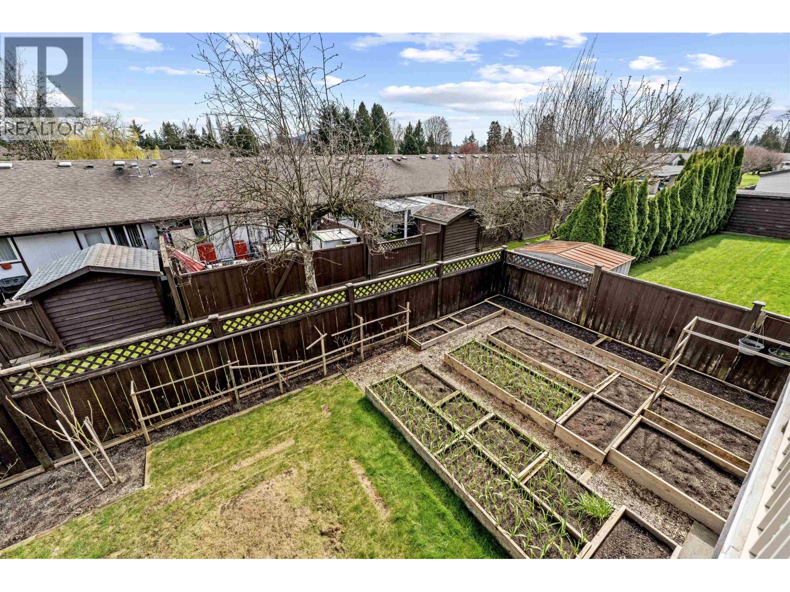 11982 230 Street Property Photo 32