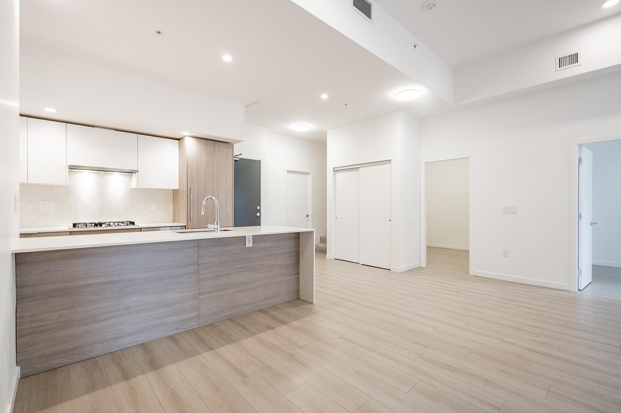 101 10333 133 Street Property Photo 16