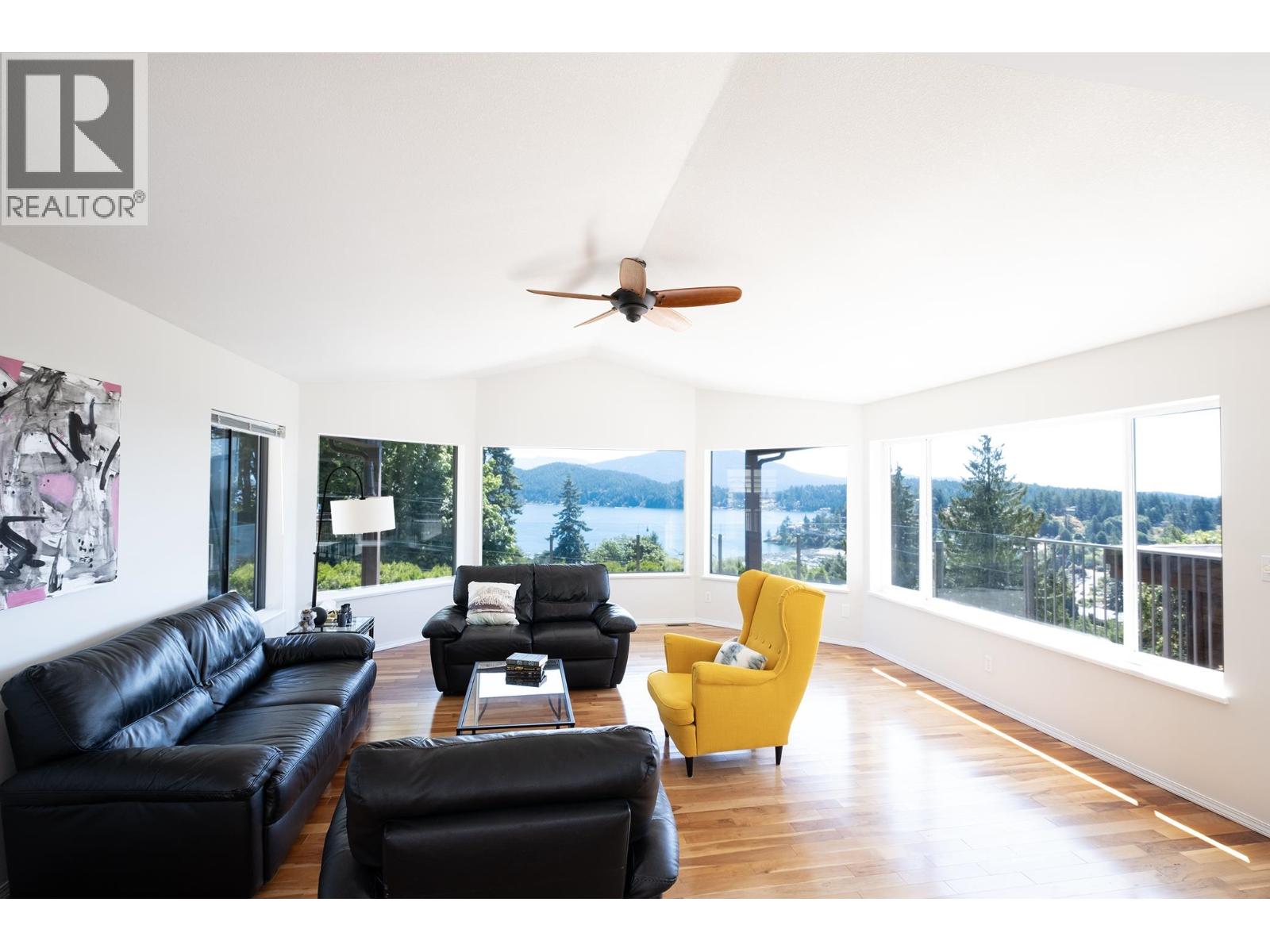 485 Abbs Road Property Photo 4