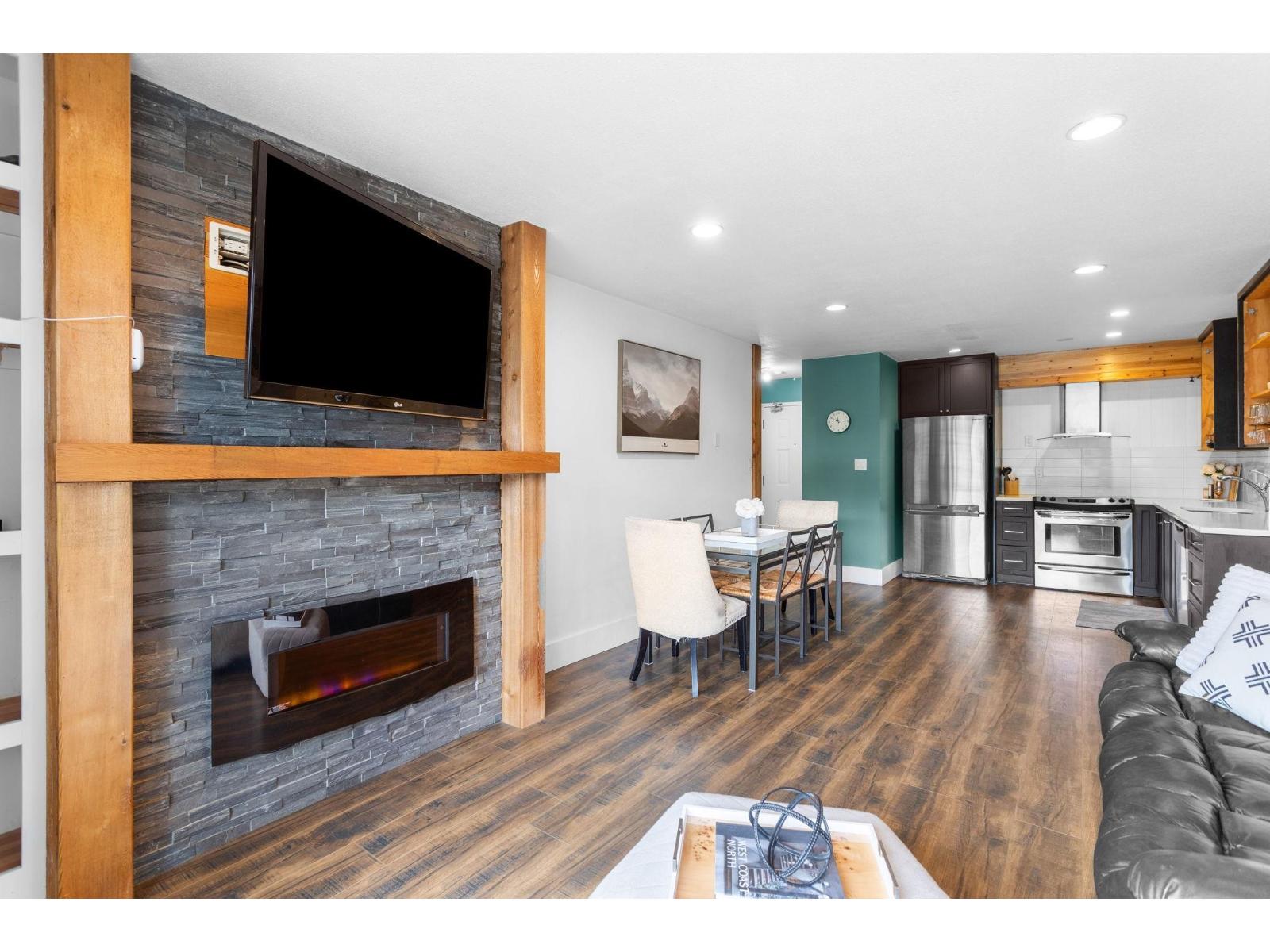 310 2780 Ware Street Property Photo 12