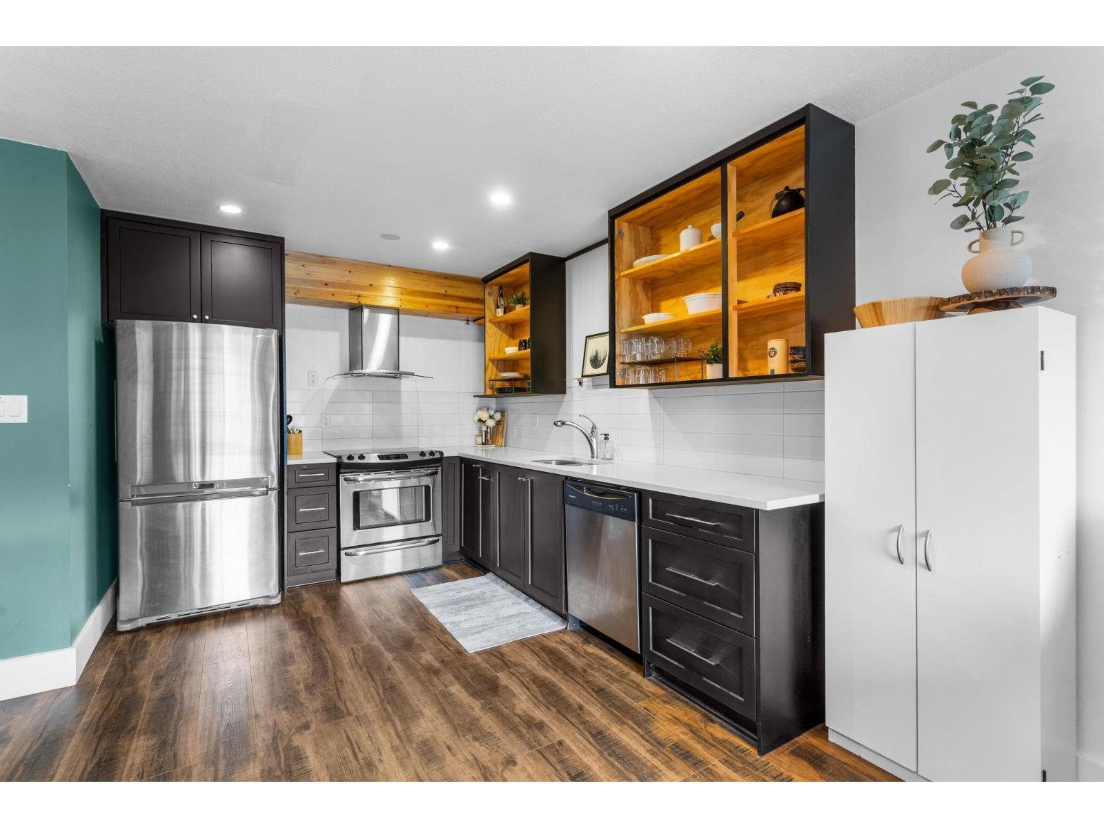 310 2780 Ware Street Property Photo 16