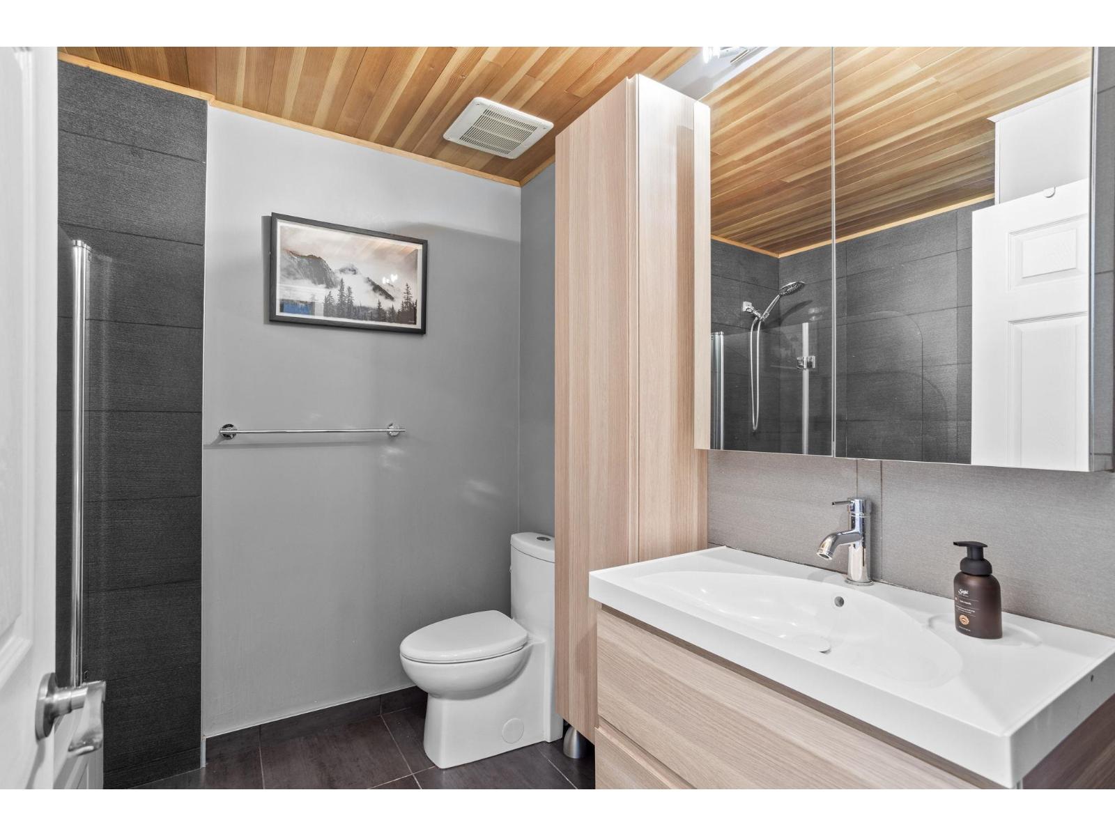 310 2780 Ware Street Property Photo 22