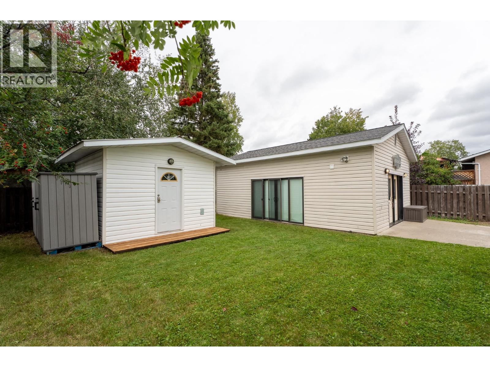 805 Faulkner Crescent Property Photo 33
