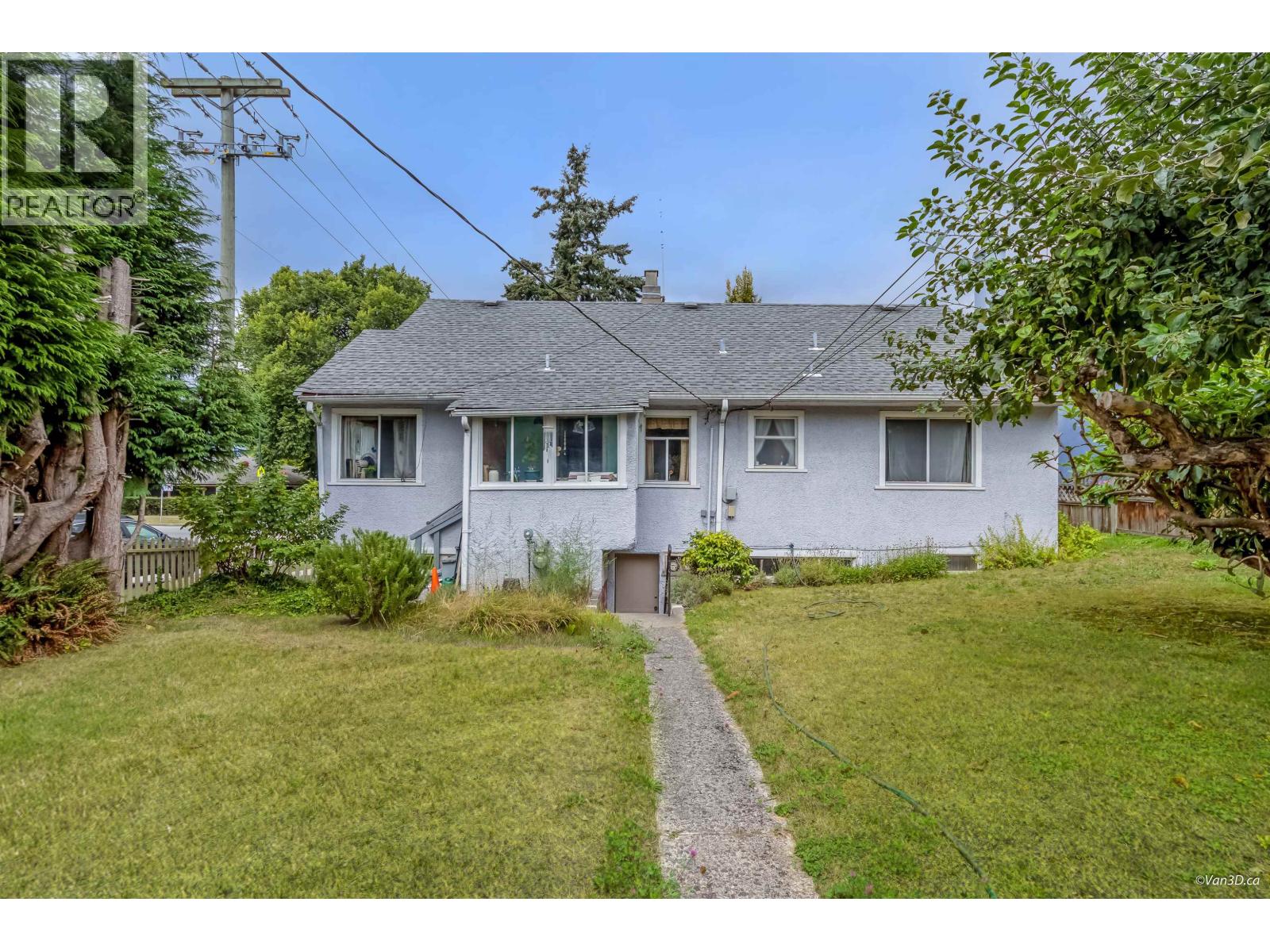 96 W 16th Avenue Property Photo 17