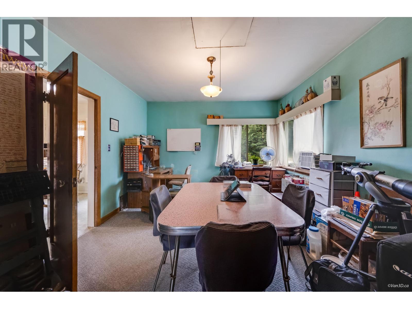 96 W 16th Avenue Property Photo 22
