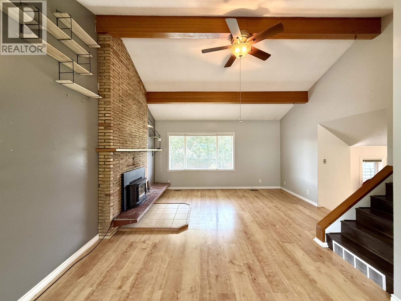 7761 Thompson Drive Property Photo 4