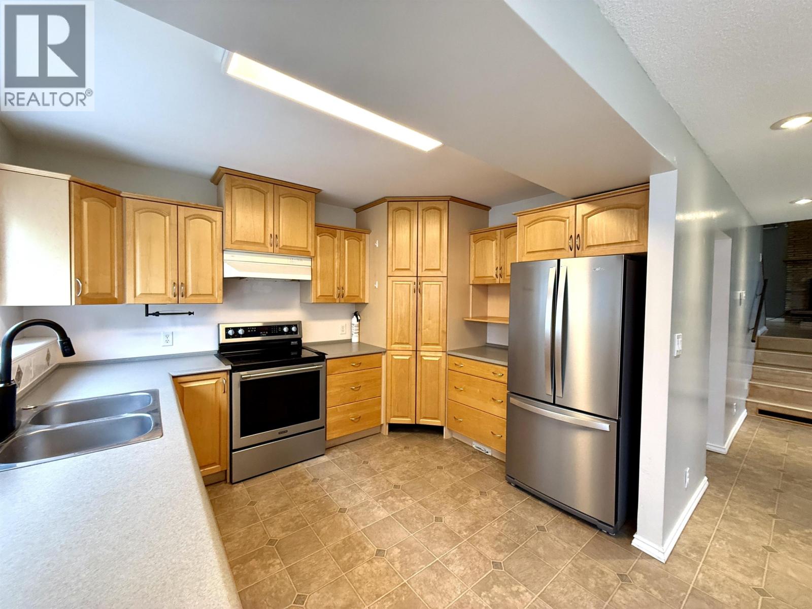 7761 Thompson Drive Property Photo 10