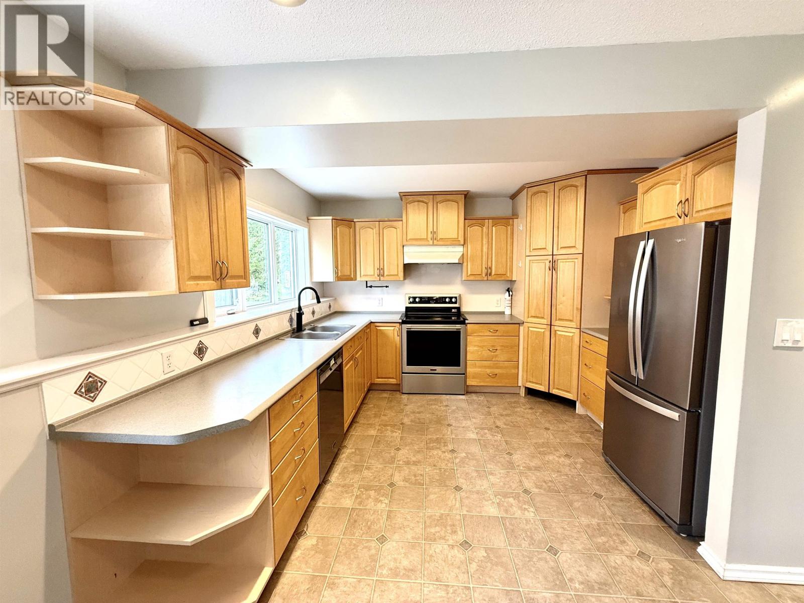 7761 Thompson Drive Property Photo 11