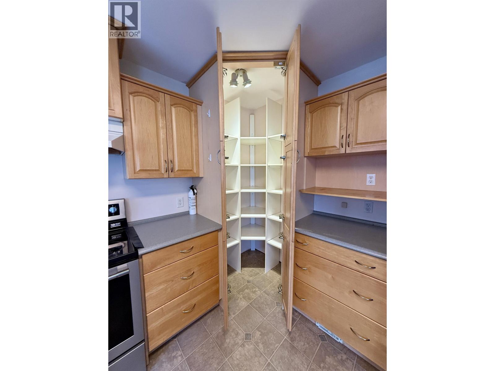 7761 Thompson Drive Property Photo 12