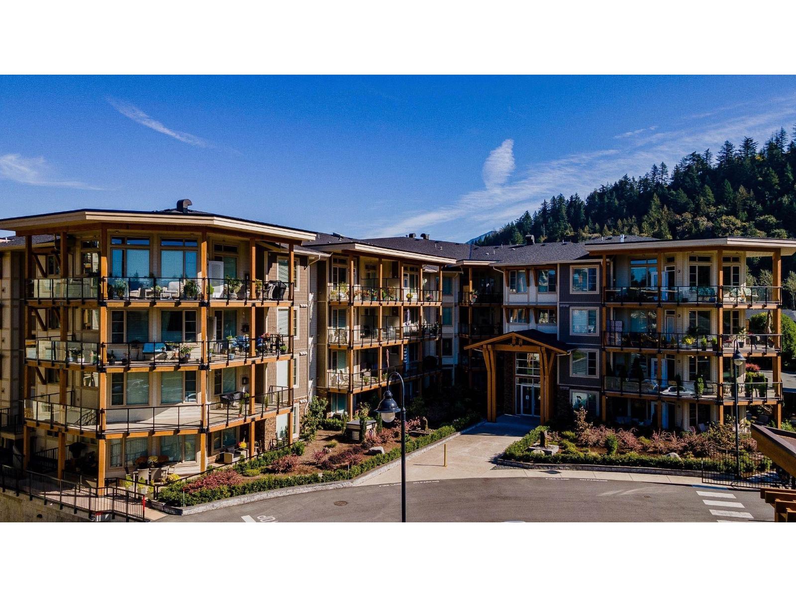 45746 KEITH WILSON Road #311 Property Photo 1