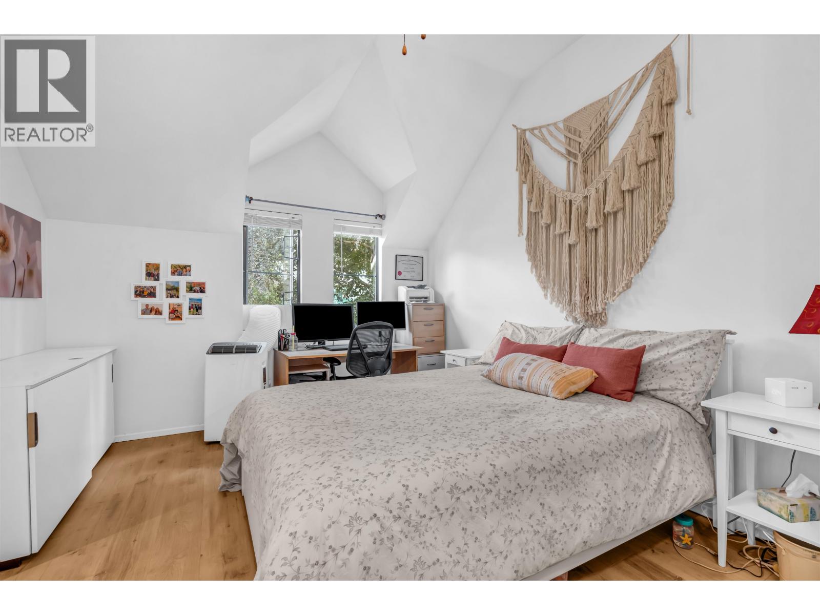 3 98 Begin Street Property Photo 12