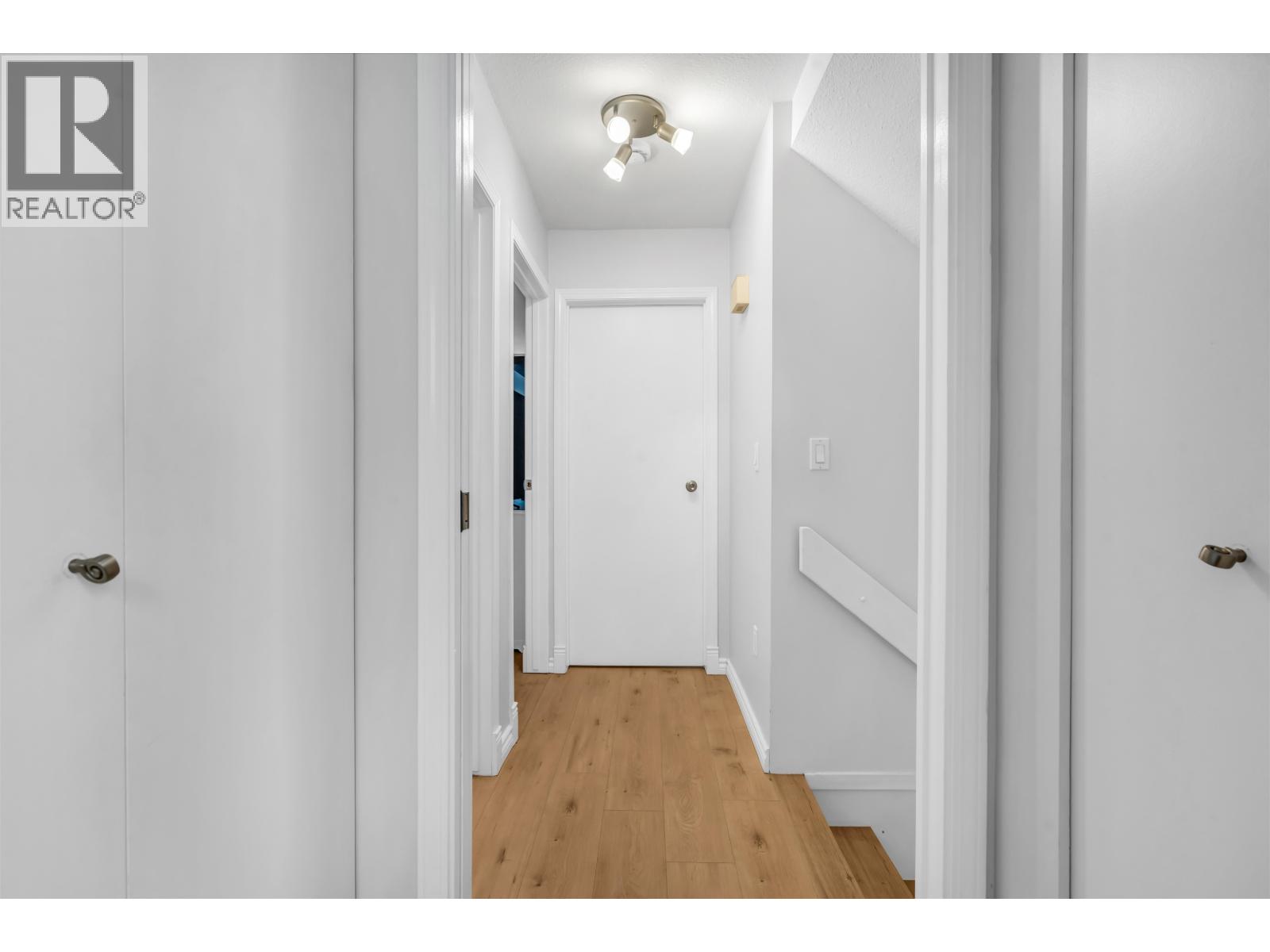3 98 Begin Street Property Photo 18