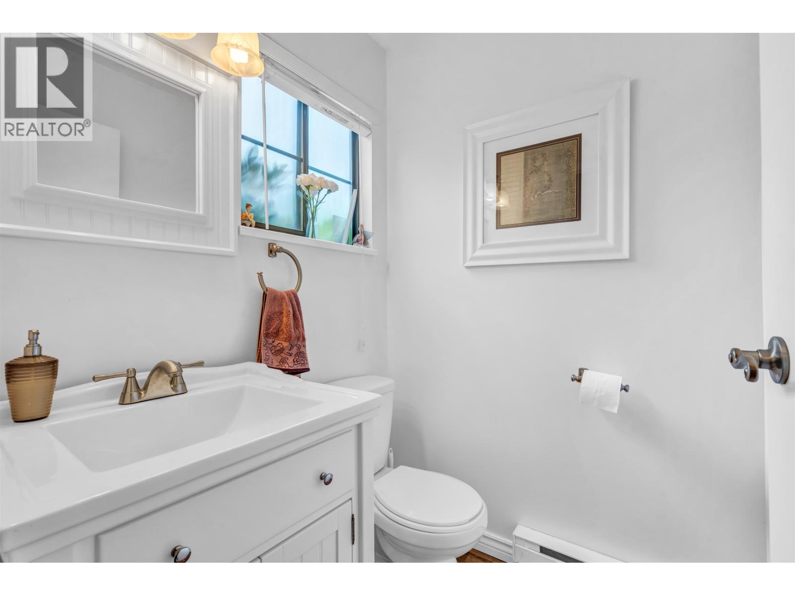 3 98 Begin Street Property Photo 19