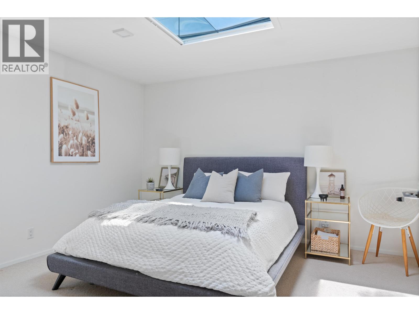 41 2238 Folkestone Way Property Photo 15