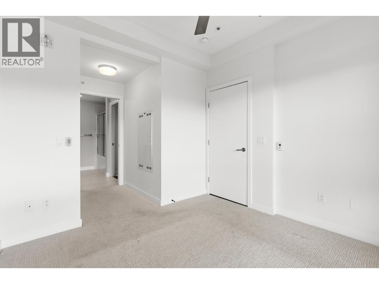 511 733 W 3rd Street Property Photo 18