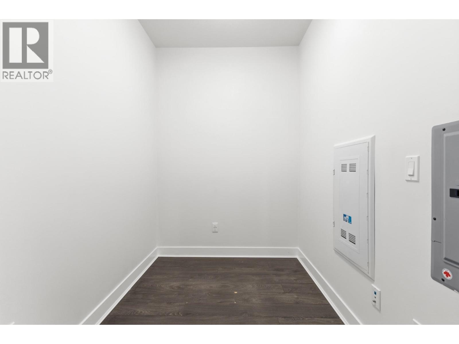511 733 W 3rd Street Property Photo 23