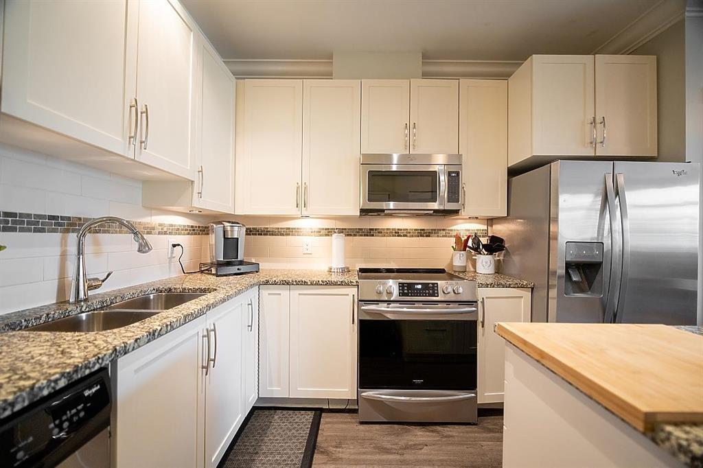116 20861 83 Avenue Property Photo 2