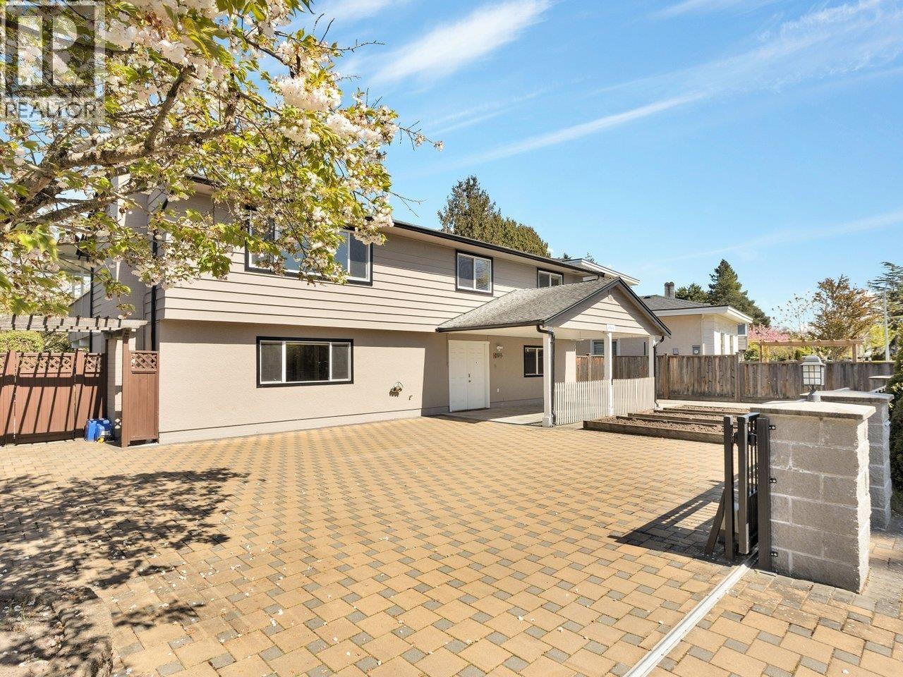 6500 Azure Road Property Photo 1