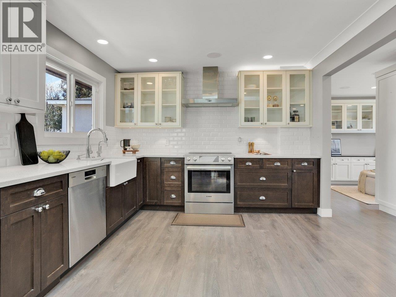 6500 Azure Road Property Photo 14