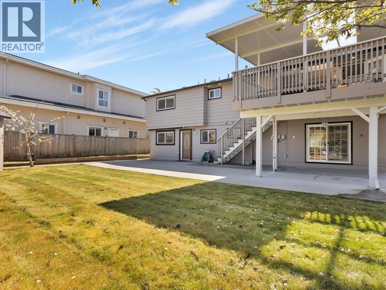 6500 Azure Road Property Photo 32