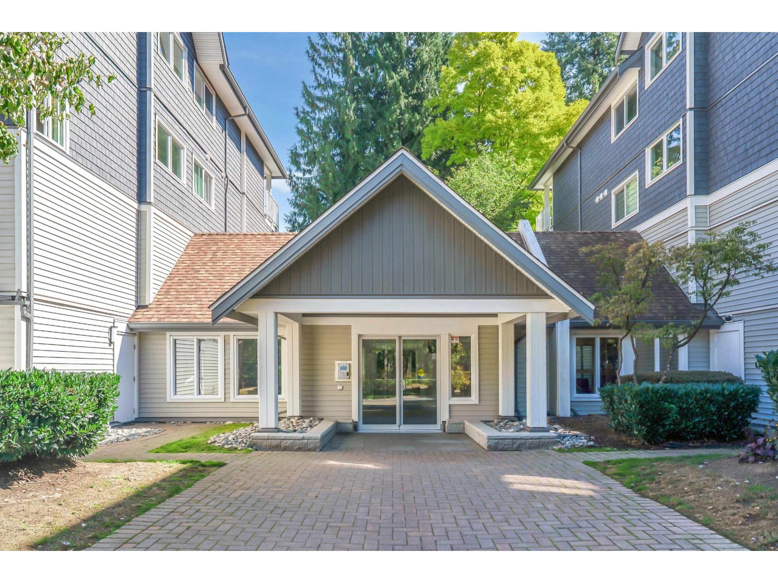 206 9668 148 Street Property Photo 1